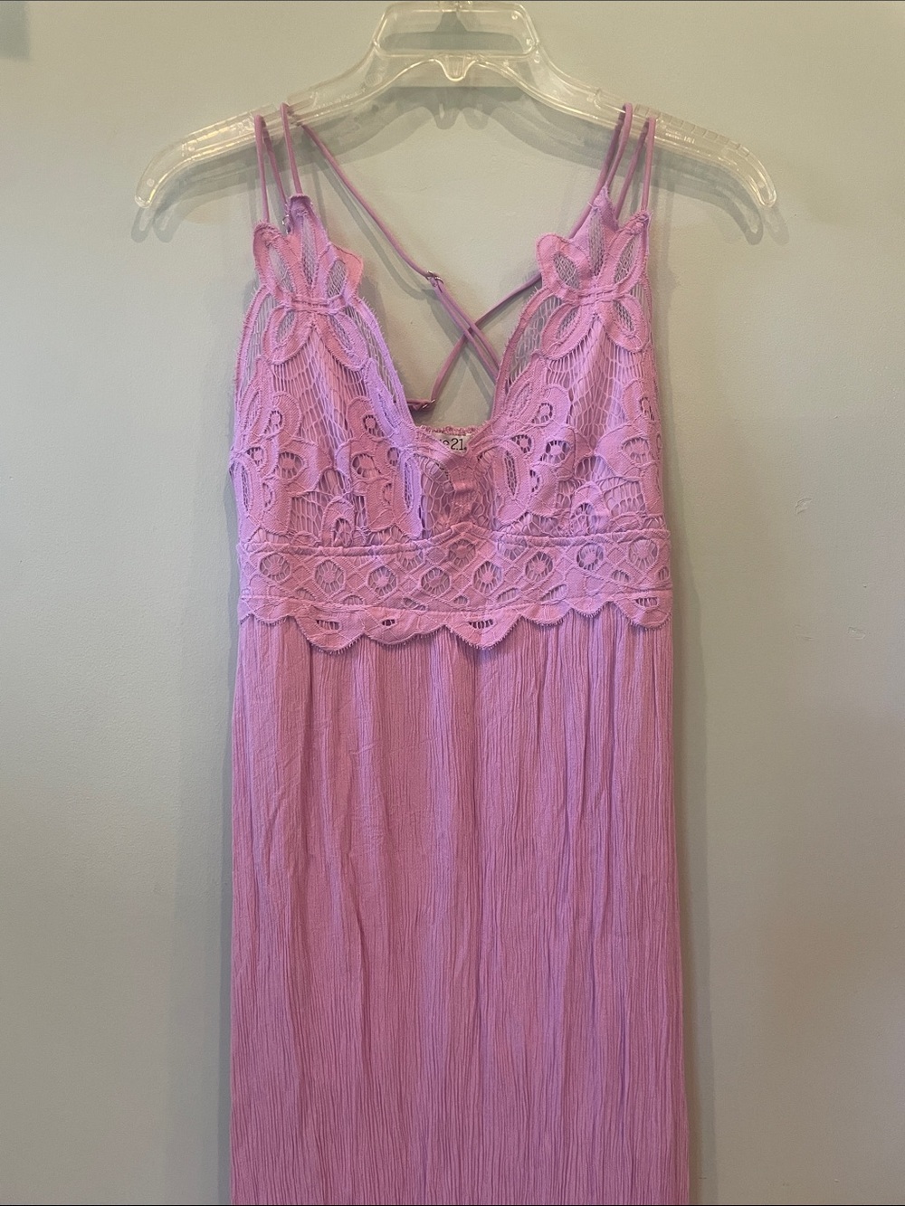 Lace Detail Lavender maxi dress small super cute - crisscross back